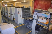 5-ти красочная печатная листовая машина с лакировальным модулем Roland 705